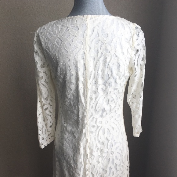 White lace dress - Picture 4 of 4